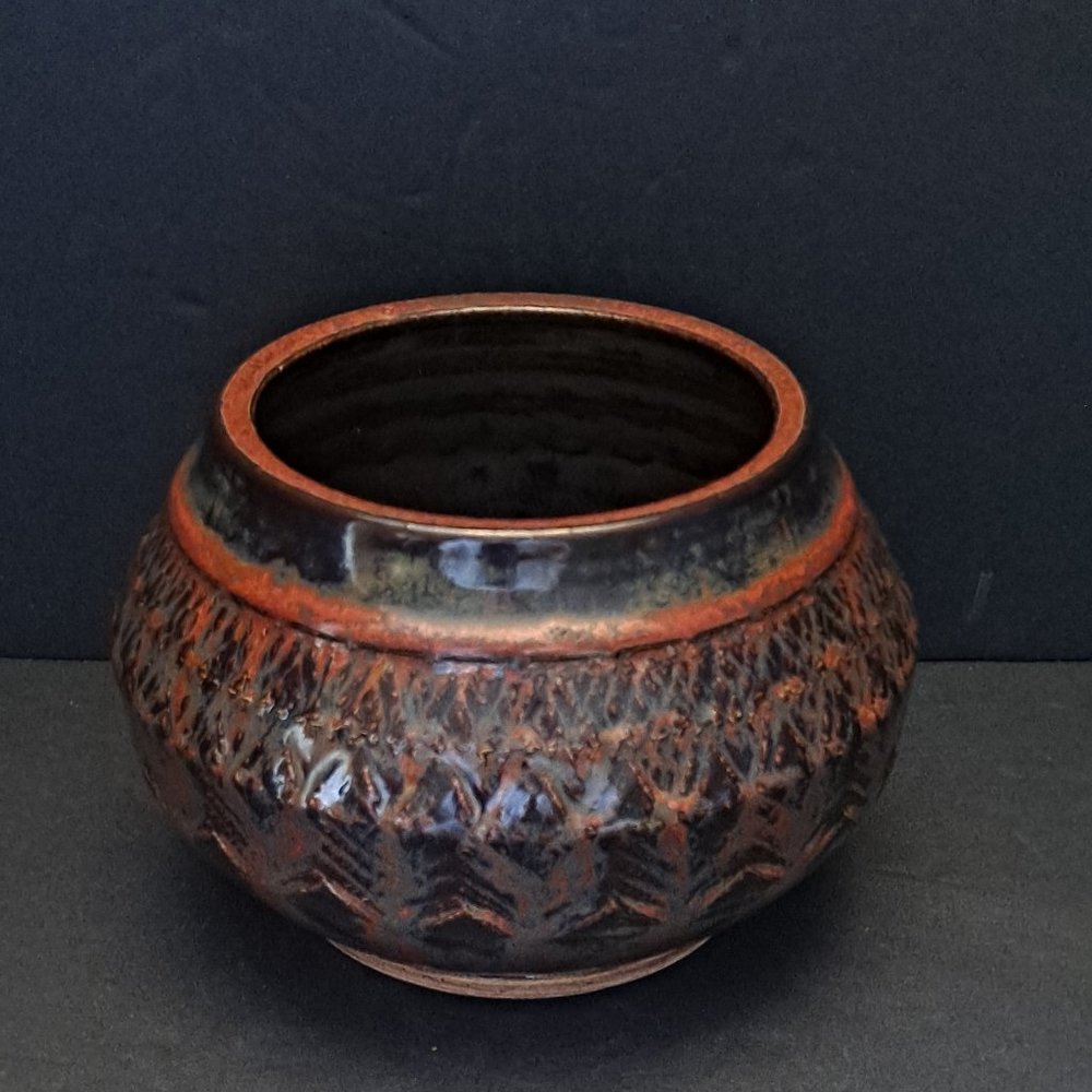 HANDMADE POTTERY BOWL